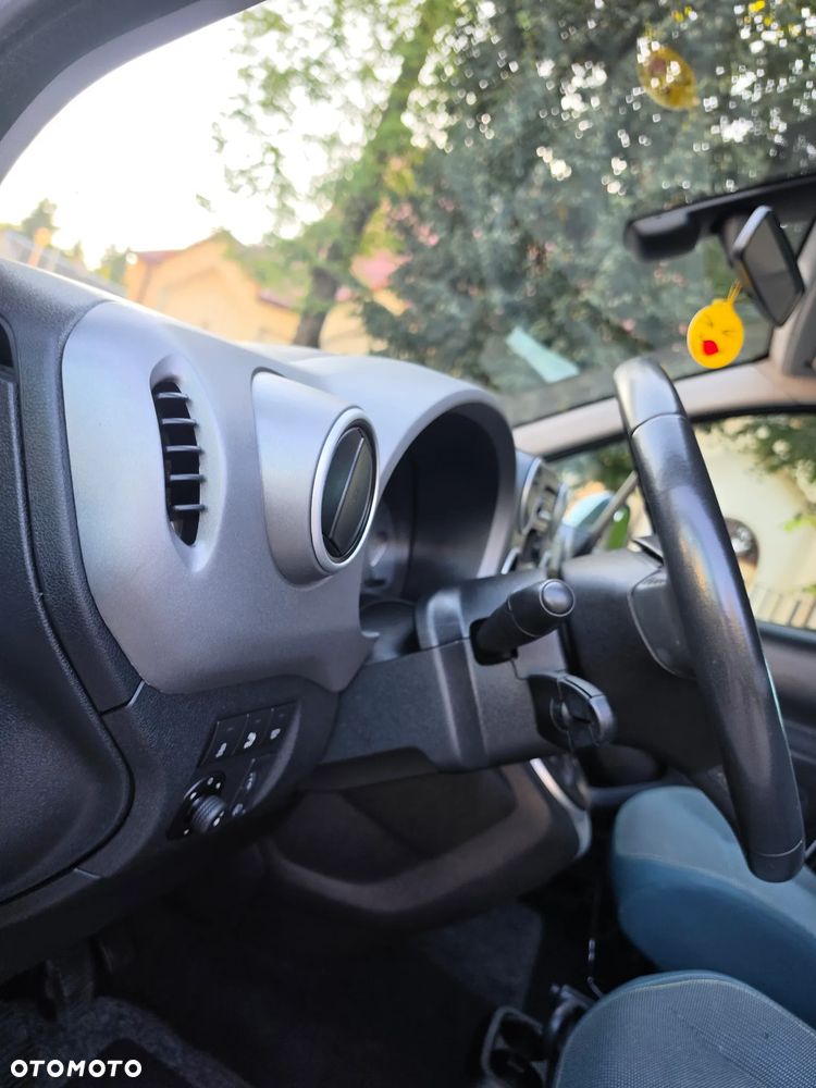 Citroën Berlingo - 32