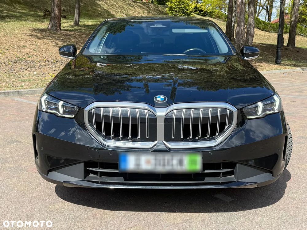 BMW Seria 5 520d xDrive - 3