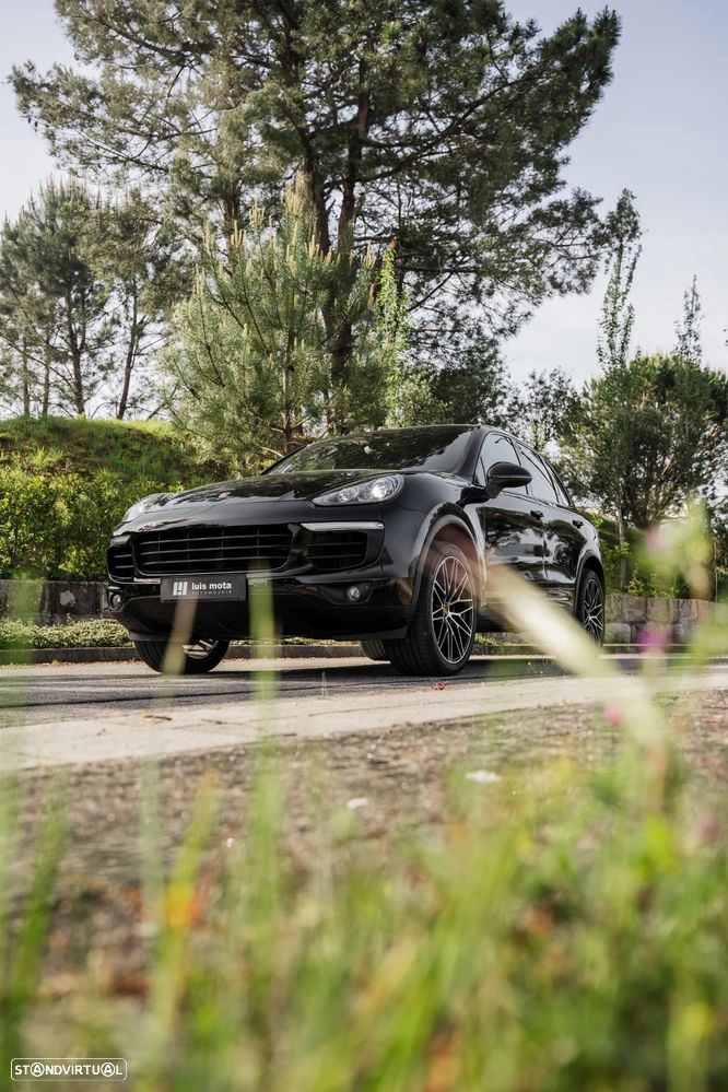 Porsche Cayenne Platinum Edition - 4