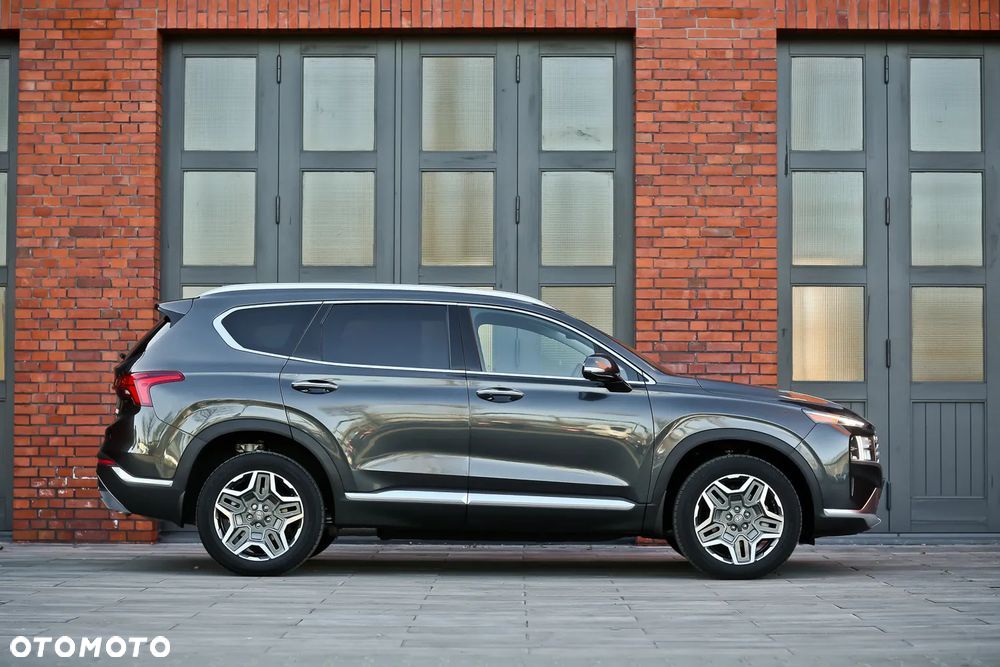 Hyundai Santa Fe - 1