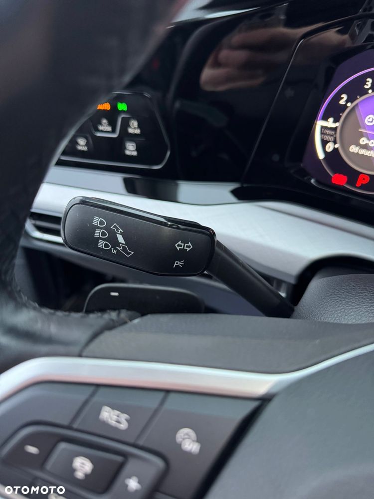 Volkswagen Golf 1.5 TSI BMT Evo Comfortline DSG - 18