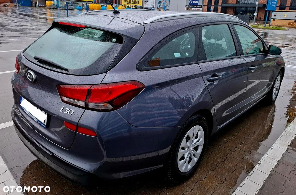 Hyundai i30 1.4 Classic + - 4