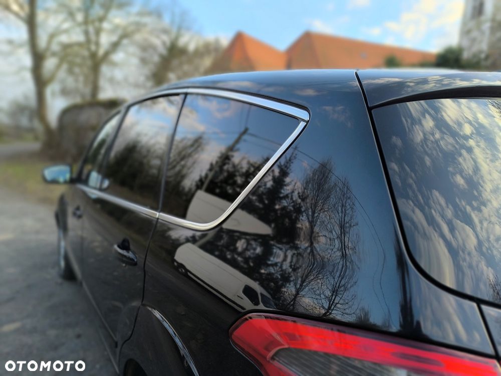 Ford S-Max 2.0 TDCi DPF Titanium X - 23