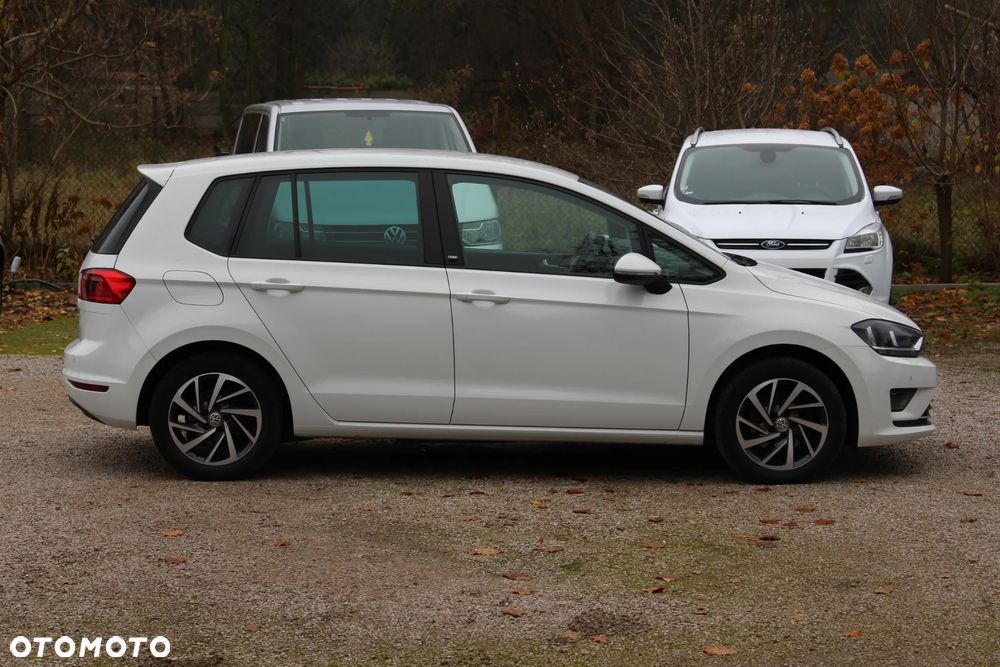 Volkswagen Golf 2.0 TDI SCR Comfortline - 9