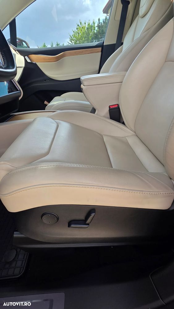 TESLA Model X 2018 — imagine 4