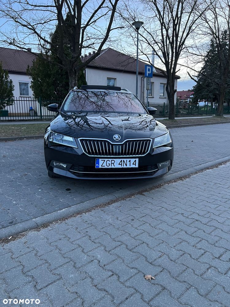 Skoda Superb 2.0 TDI Style DSG - 9