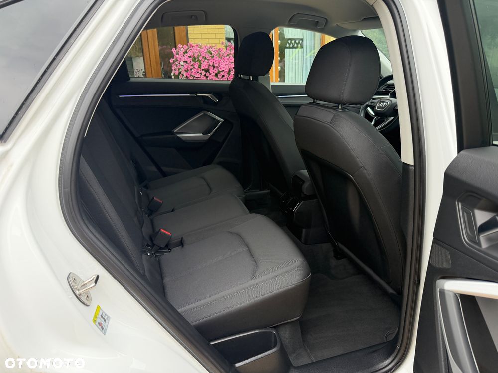 Audi Q3 35 TFSI mHEV S-Line S tronic - 20