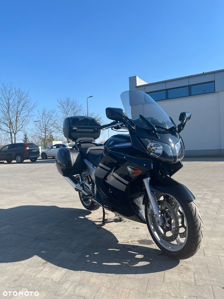 Yamaha FJR - 1