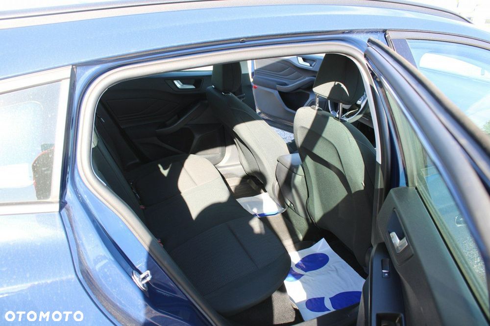 Ford Focus 1.0 EcoBoost Trend ASS - 31