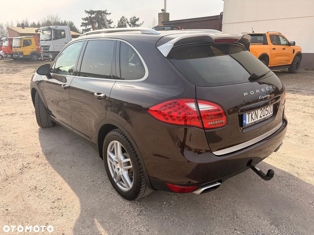 Porsche Cayenne Diesel Platinum Edition - 3