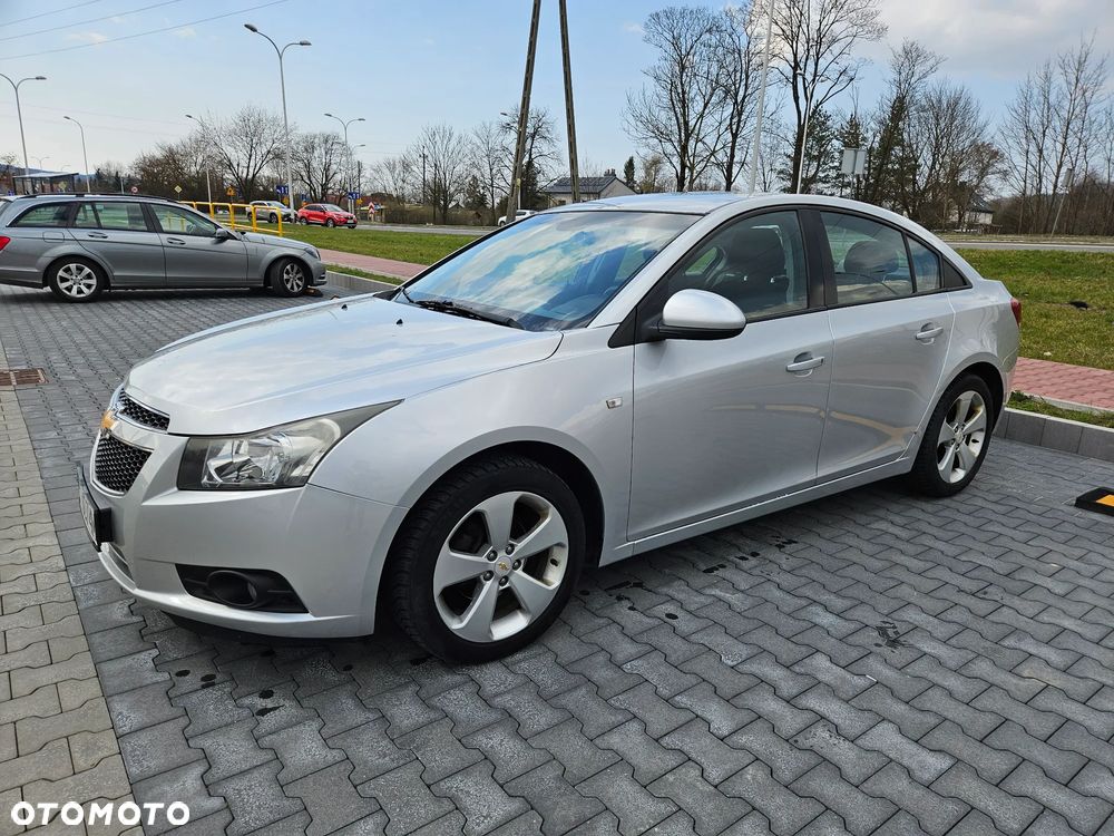 Chevrolet Cruze 1.8 LT - 4