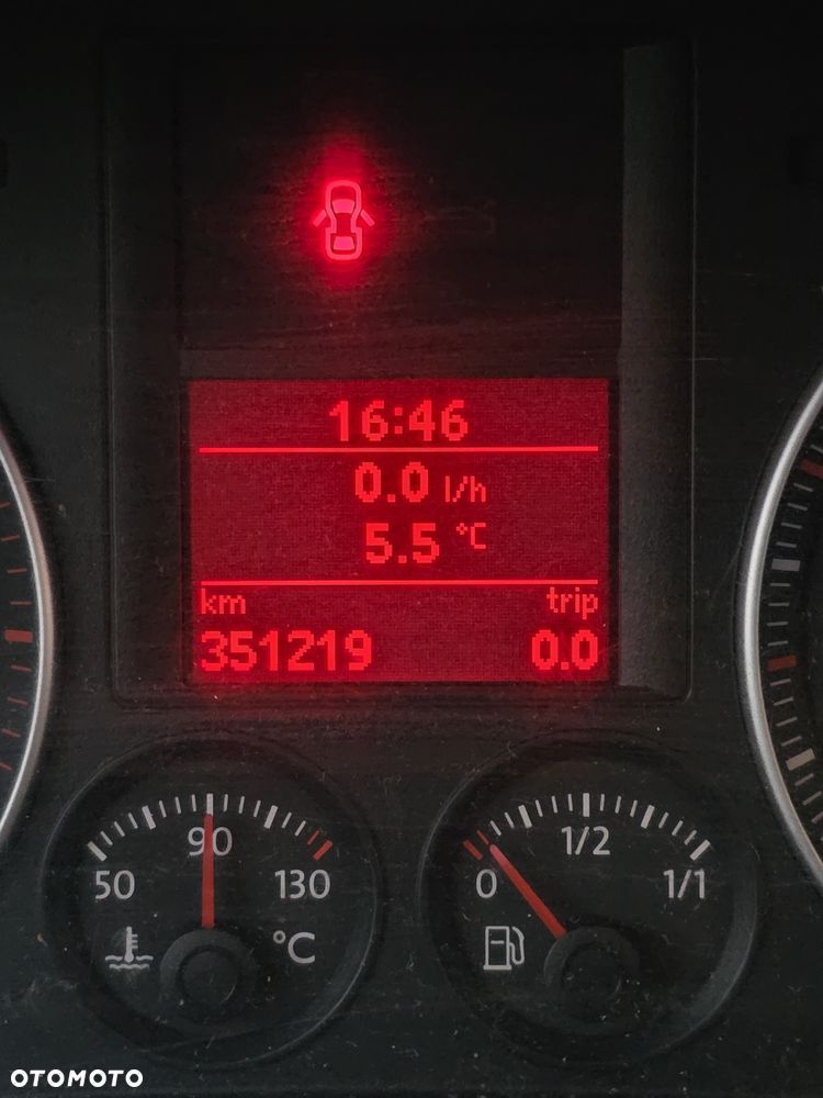 Volkswagen Golf - 10