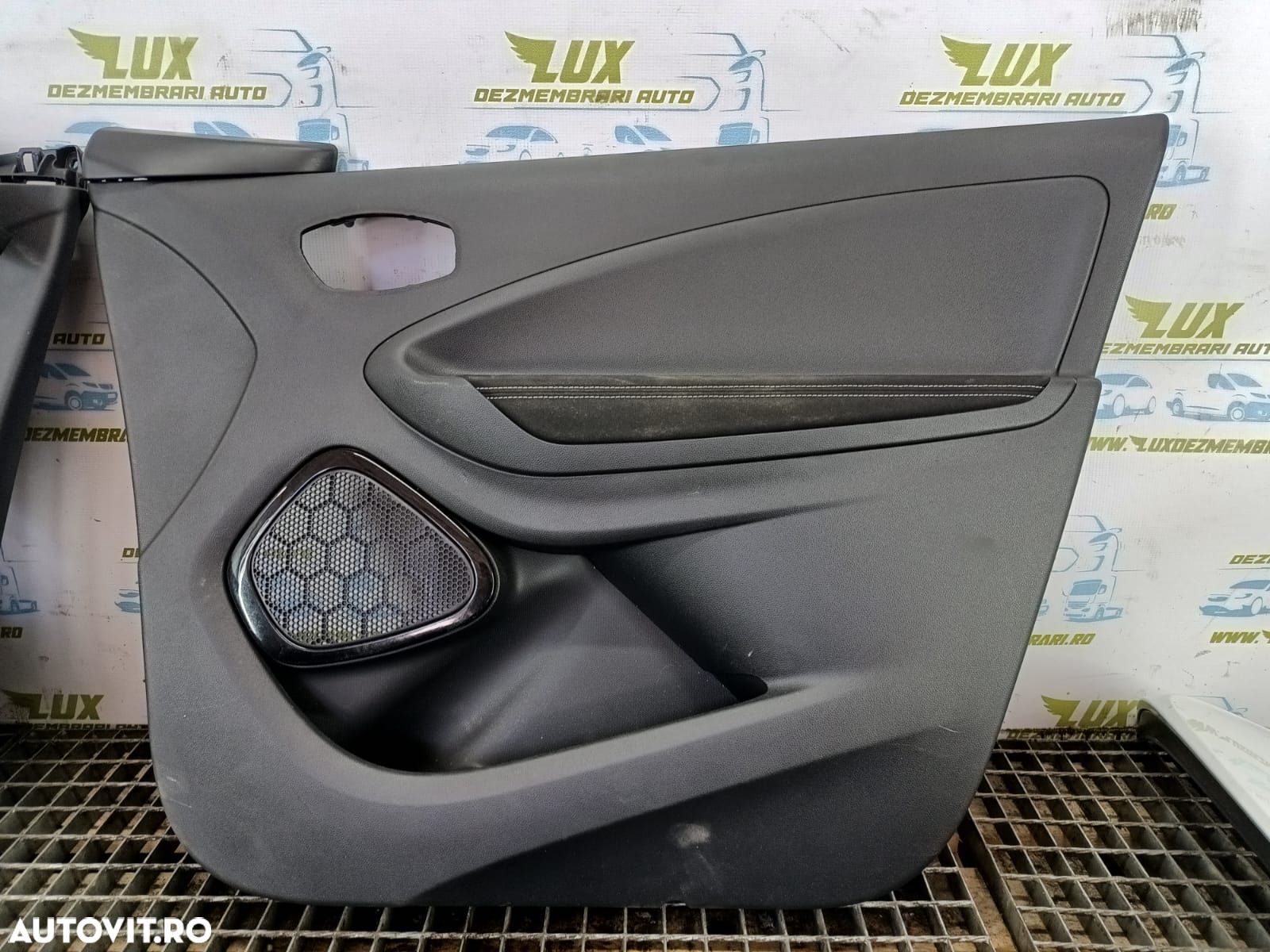 Față portiera usa dreapta față Renault Zoe 1  [din 2012 pana  202 - 1