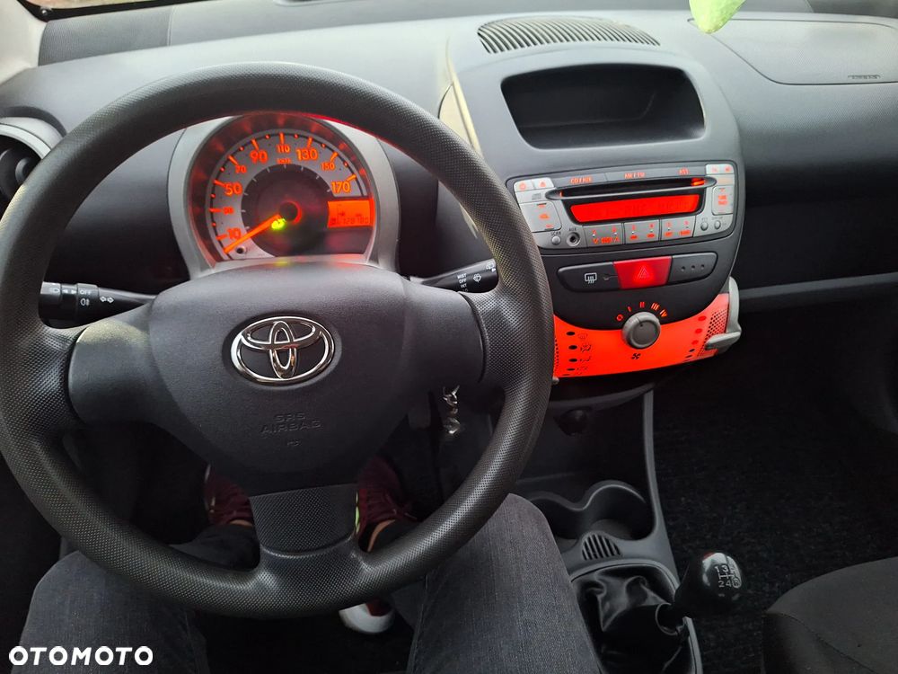 Toyota Aygo 1.0 VVT-i Luna EU5 - 7