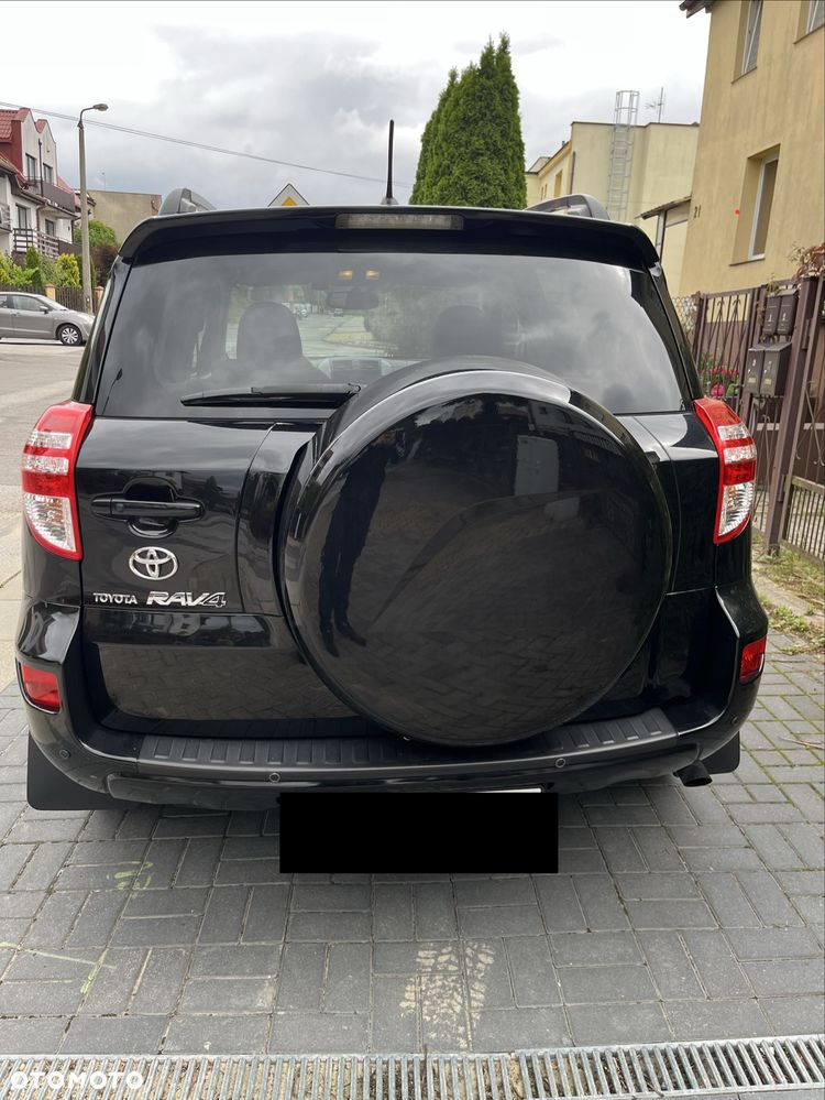 Toyota RAV4 - 2