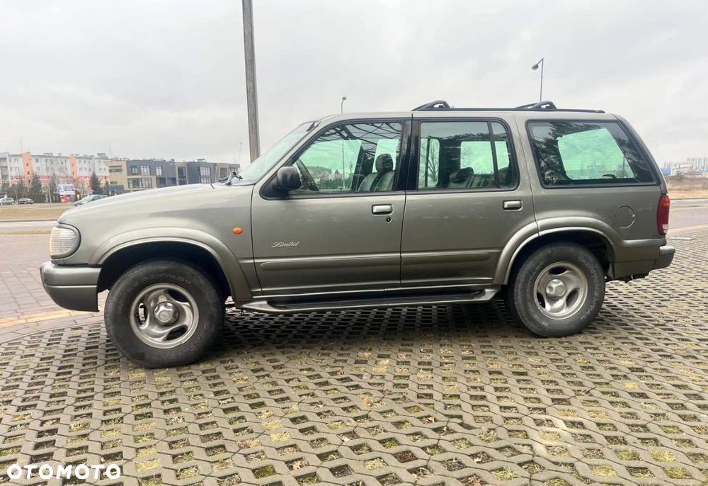 Ford Inny - 1