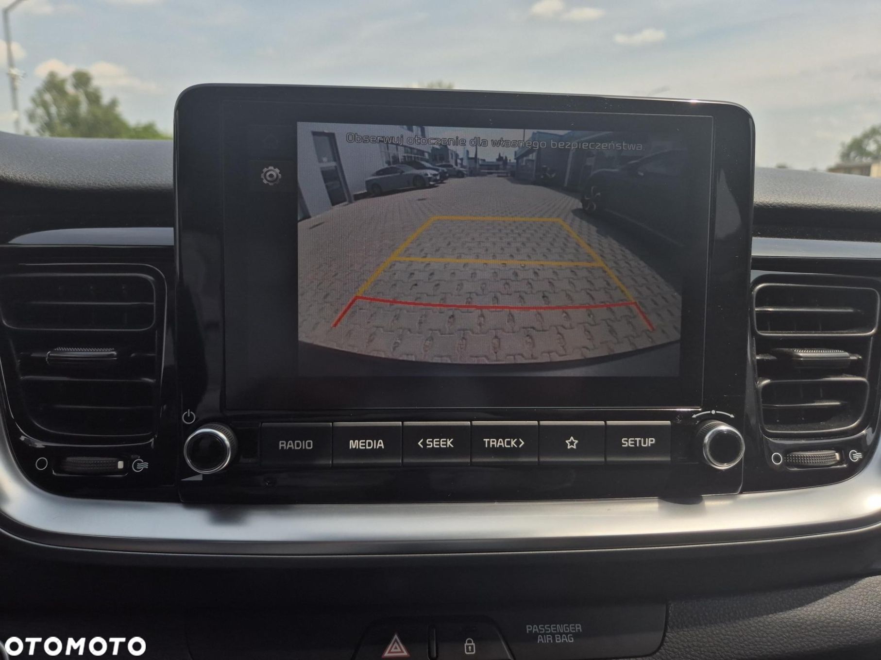 Kia Stonic - 24