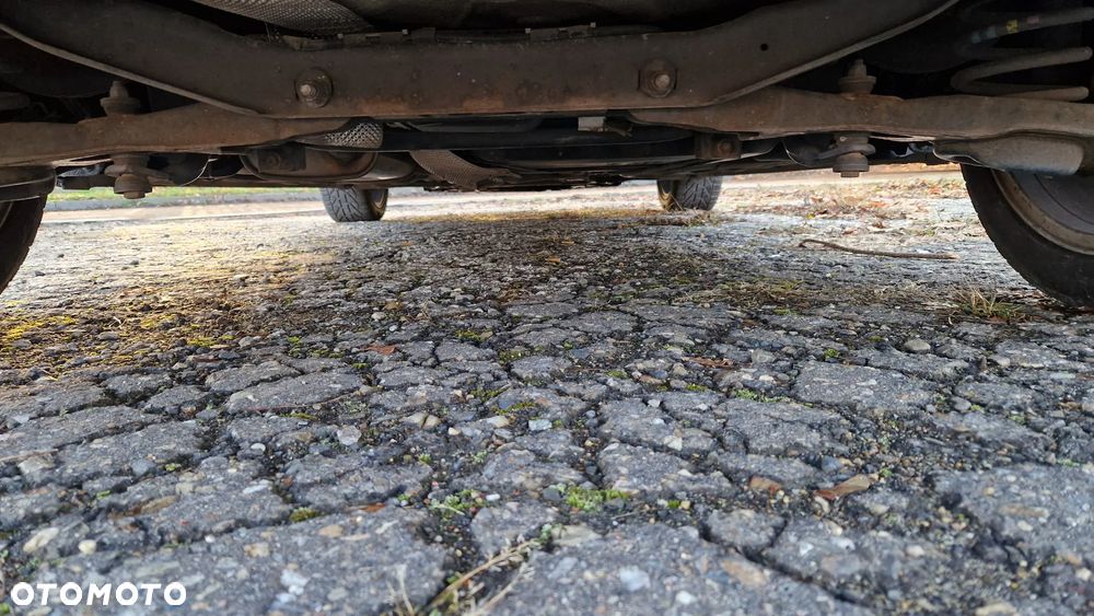 Ford C-MAX 1.6 TDCi DPF Titanium - 9