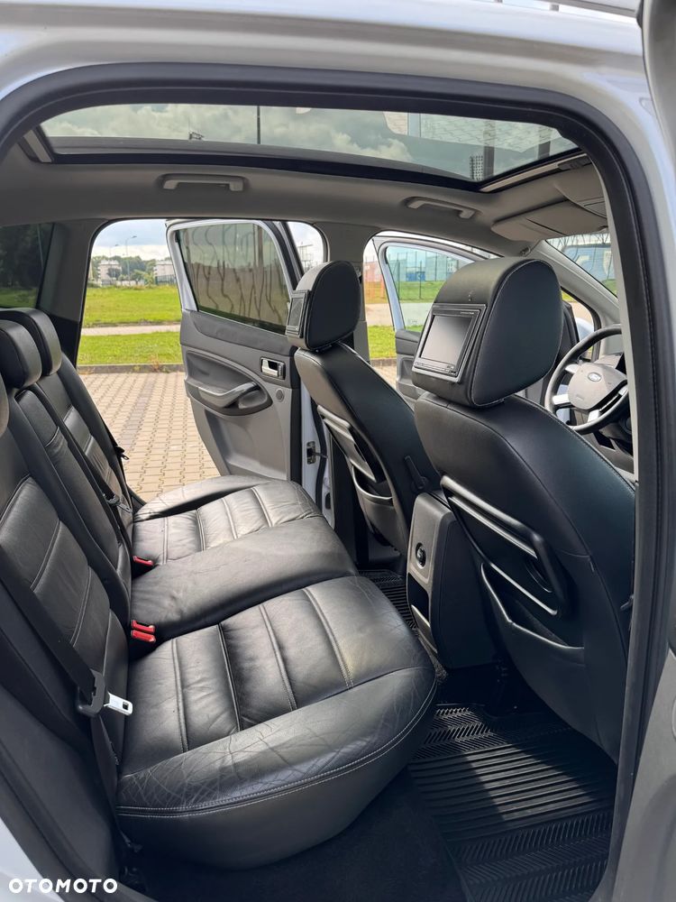 Ford Kuga 2.0 TDCi Titanium - 24