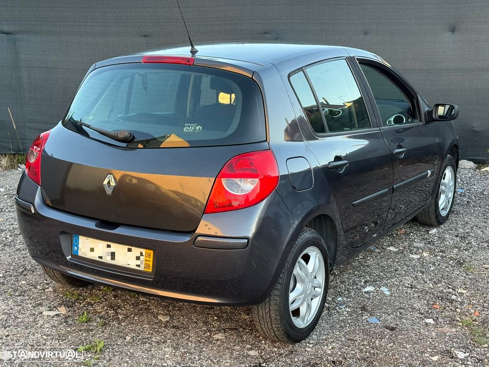 Renault Clio 1.2 16V Dynamique - 5