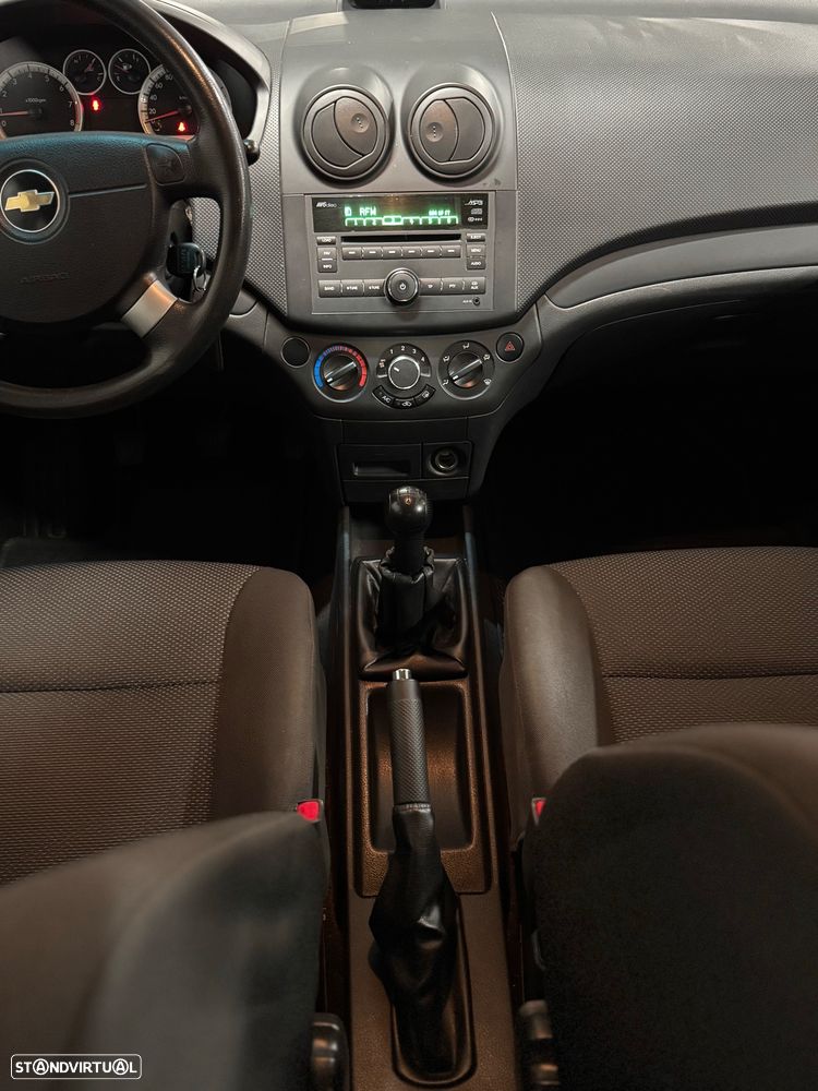 Chevrolet Aveo 1.2 LS - 11