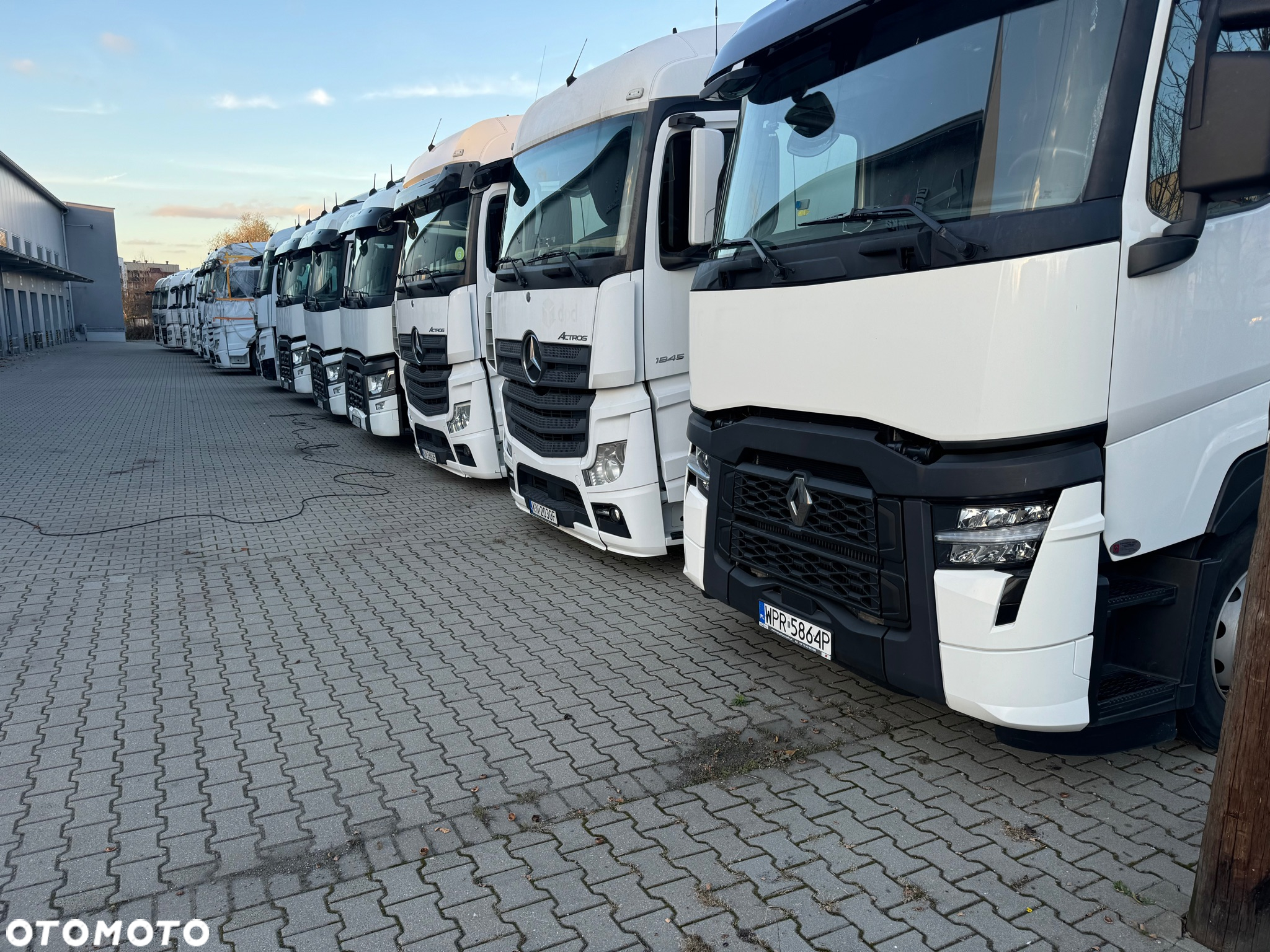 Renault T440 - 3