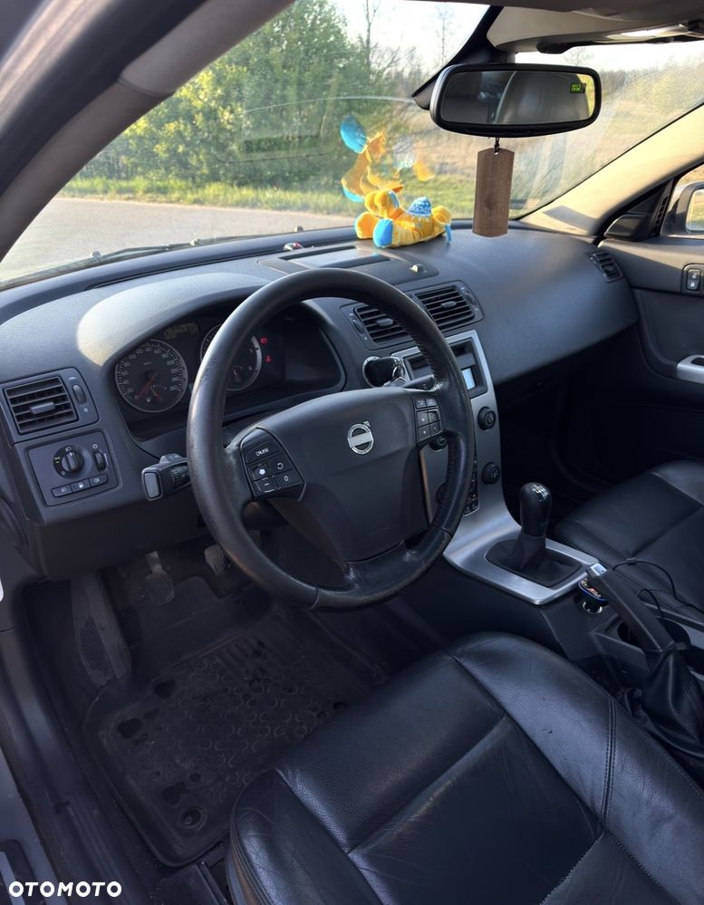 Volvo S40 2.0D Momentum - 5