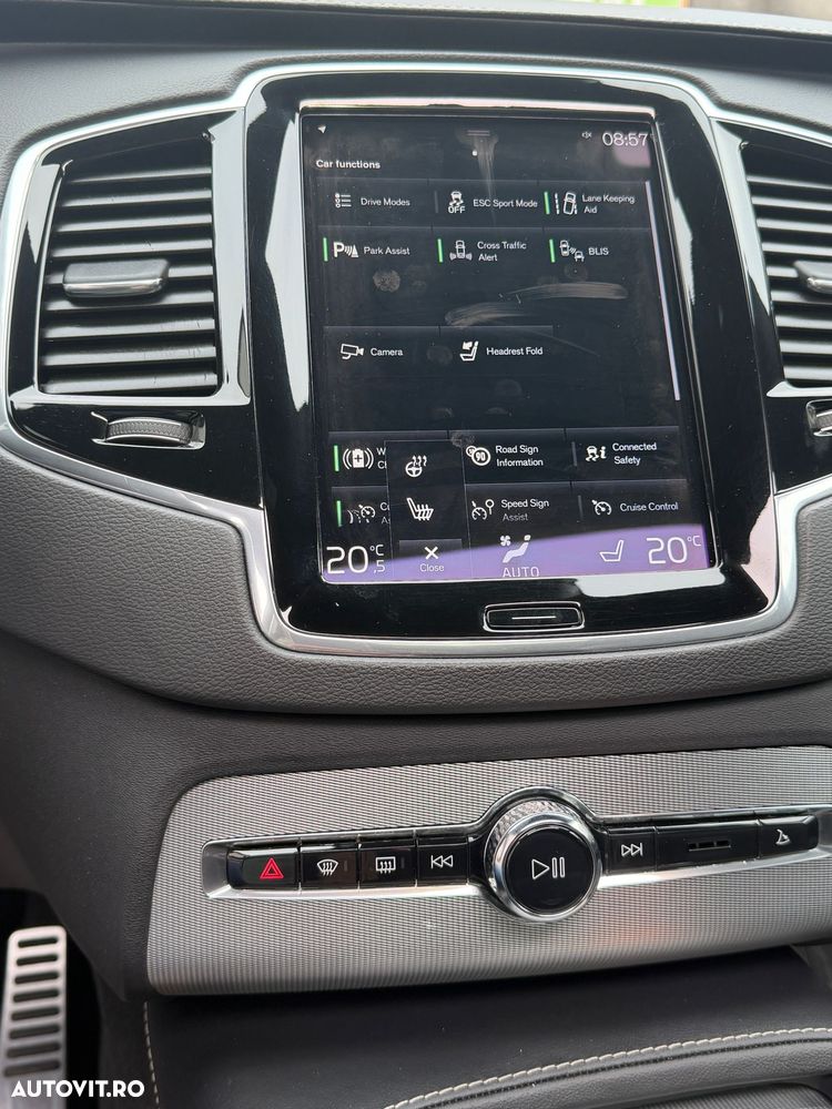 Volvo XC 90 - 13
