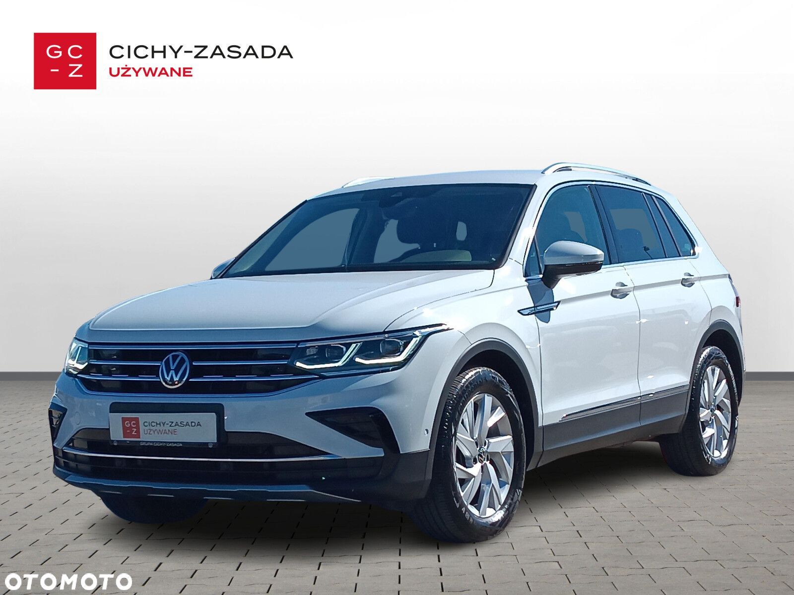 Volkswagen Tiguan - 1