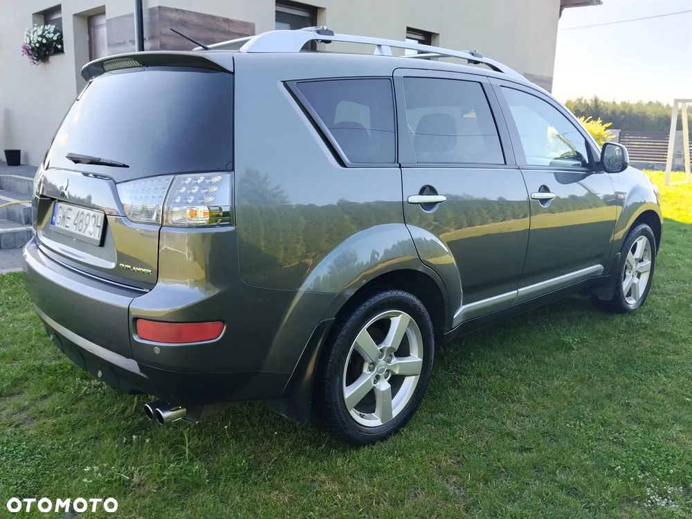 Mitsubishi Outlander 2.2 DID Instyle - 10