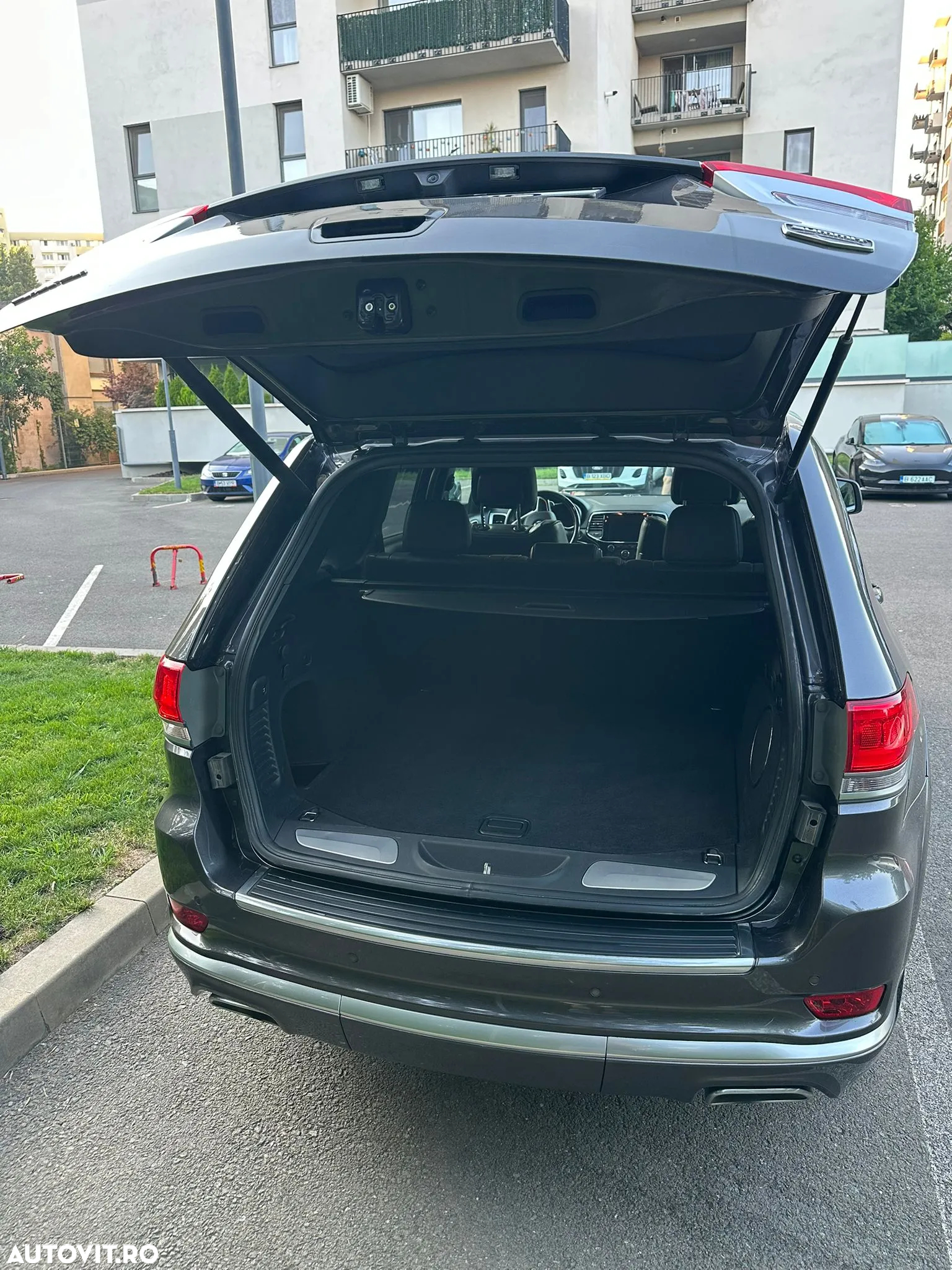 Jeep Grand Cherokee 3.0 TD AT Summit - 10