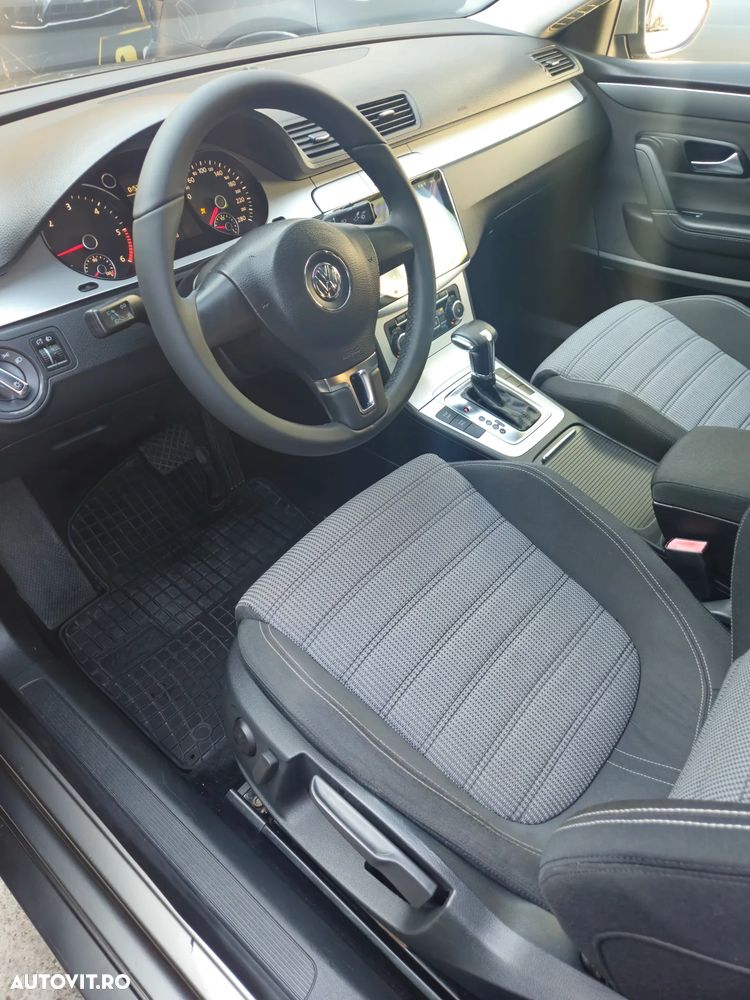 Volkswagen Passat CC - 12