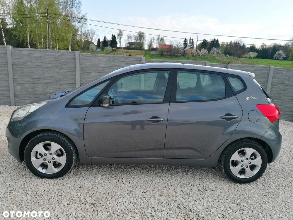 Kia Venga 1.6 CVVT Fifa World Cup Edition - 4