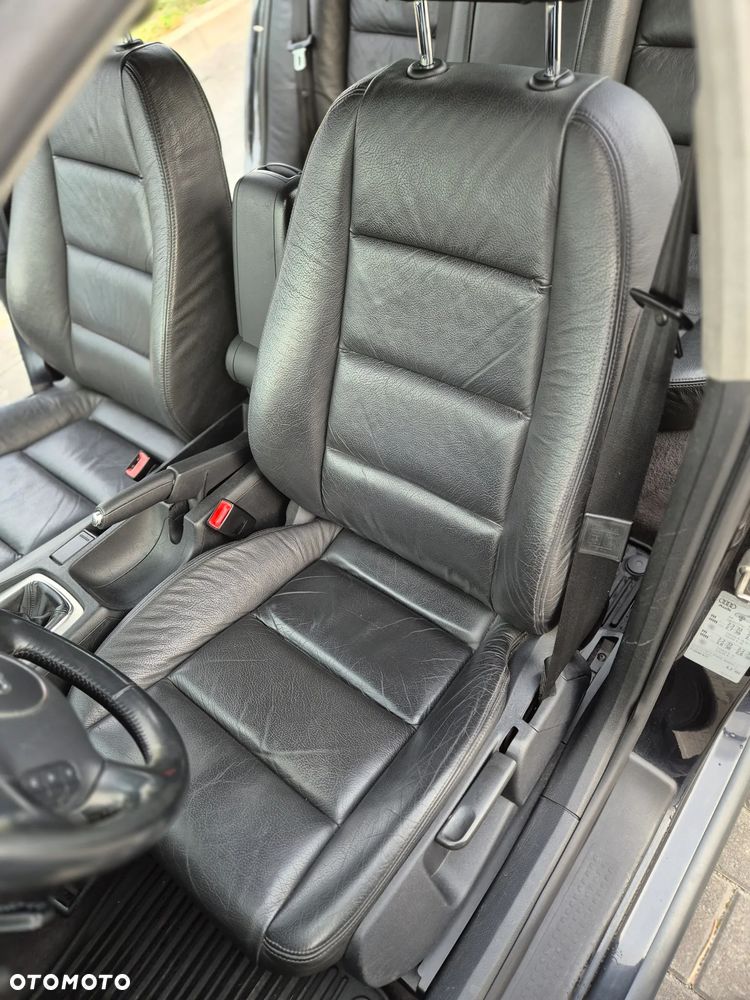 Audi A4 Avant 1.8 T - 16