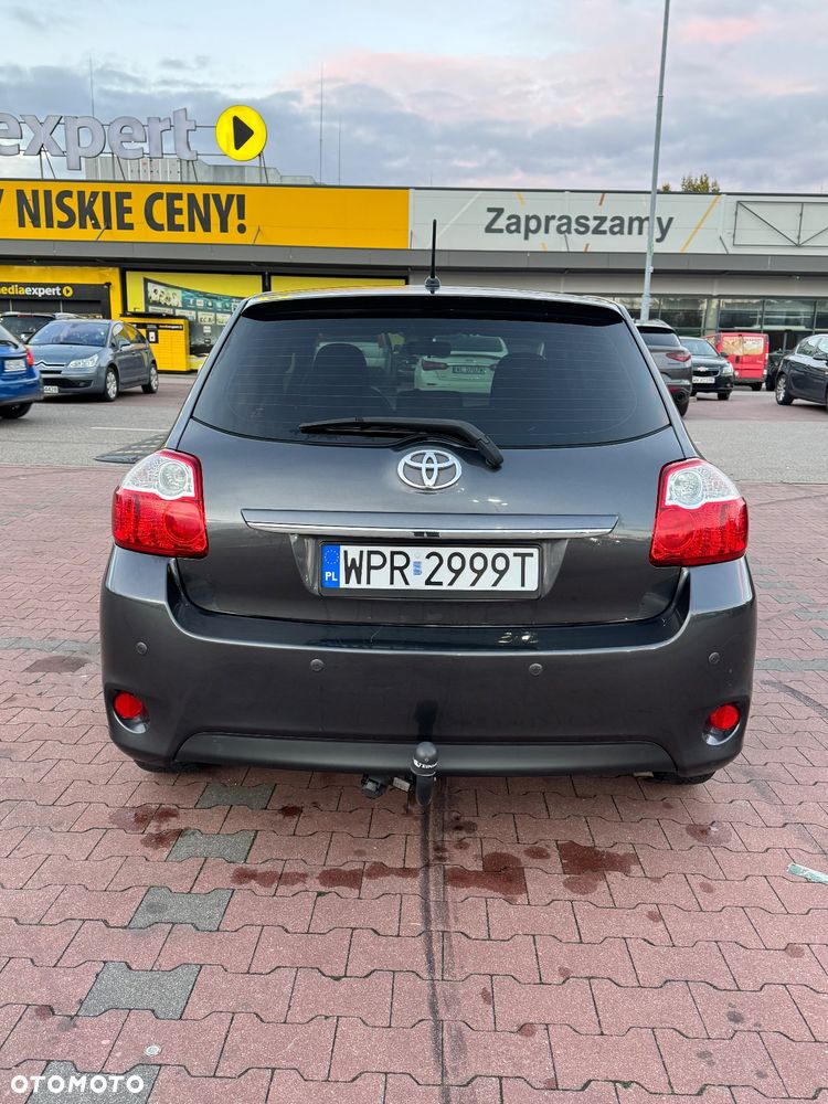 Toyota Auris 1.6 Sol - 10