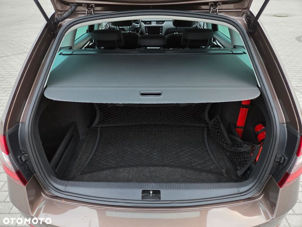 Skoda Octavia 2.0 TDI Style DSG - 12