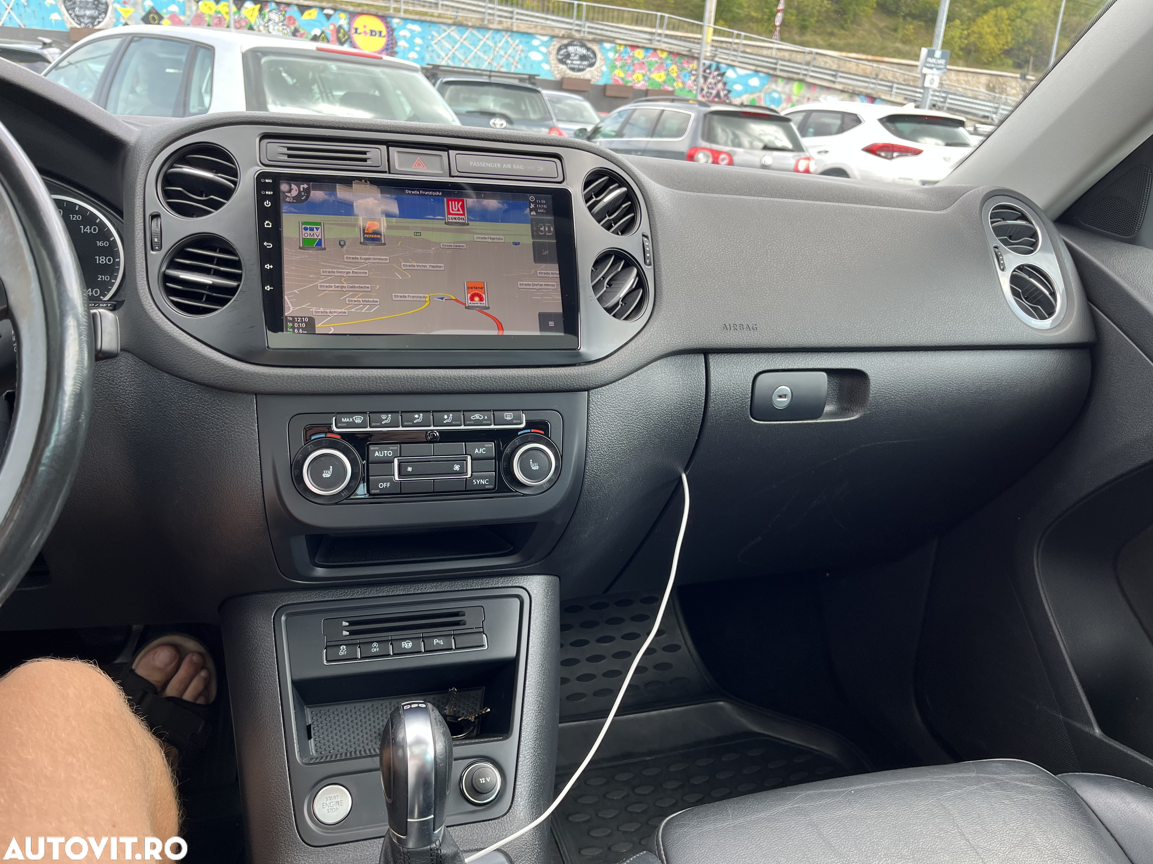Volkswagen Tiguan 2.0 TDI 4Motion DSG Sport & Style - 22