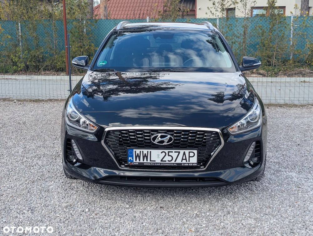 Hyundai i30 1.4 T-GDI Family+ - 2