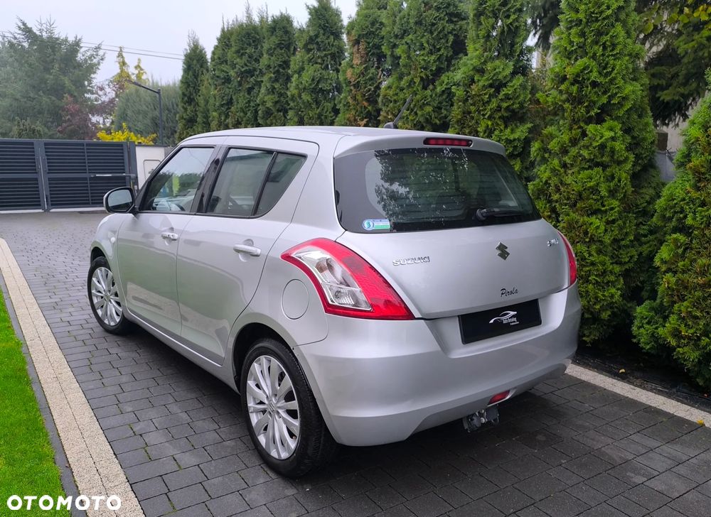 Suzuki Swift - 4