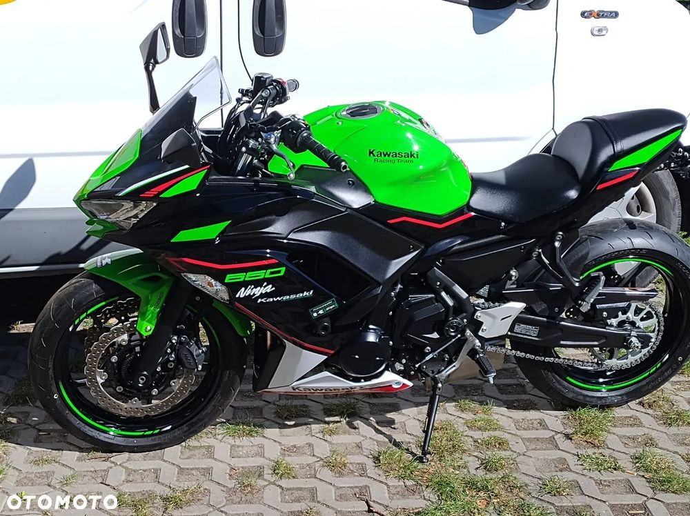 Kawasaki Ninja - 17