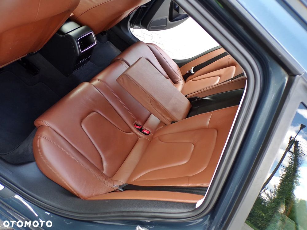 Audi A4 - 24
