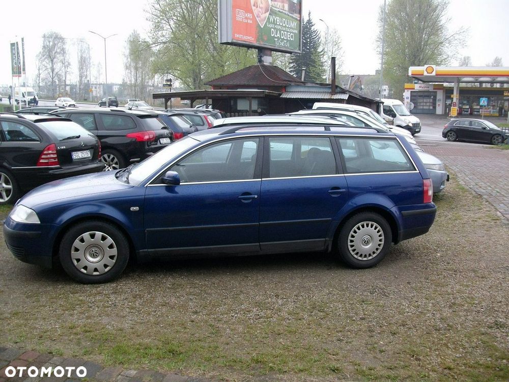 Volkswagen Passat - 4