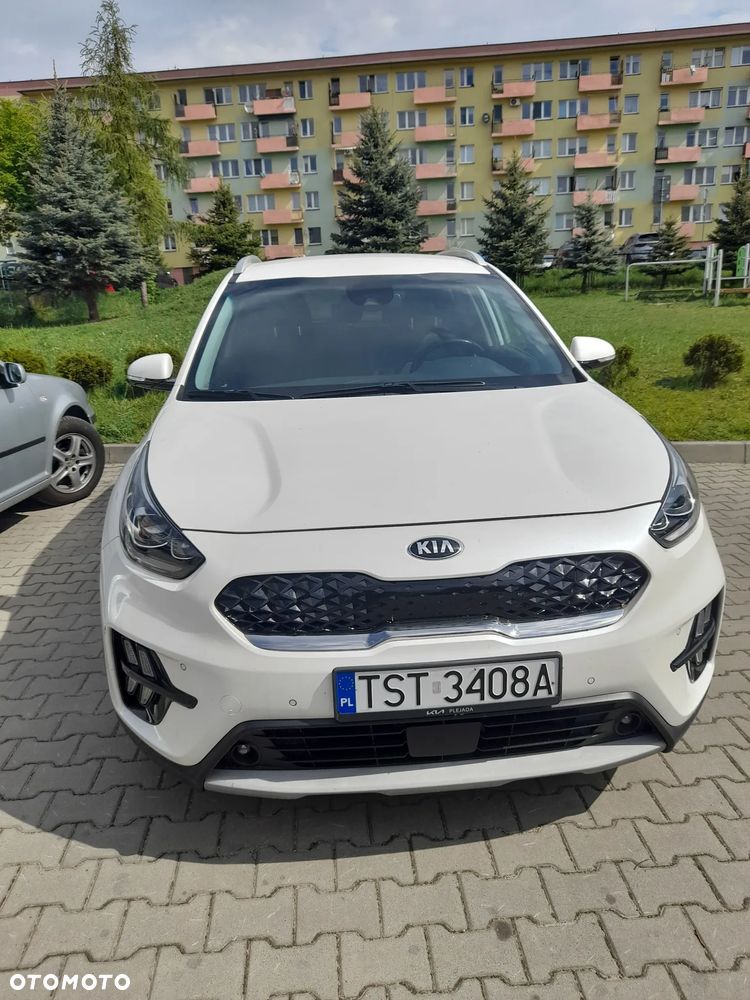 Kia Niro 1.6 GDI Hybrid L - 2