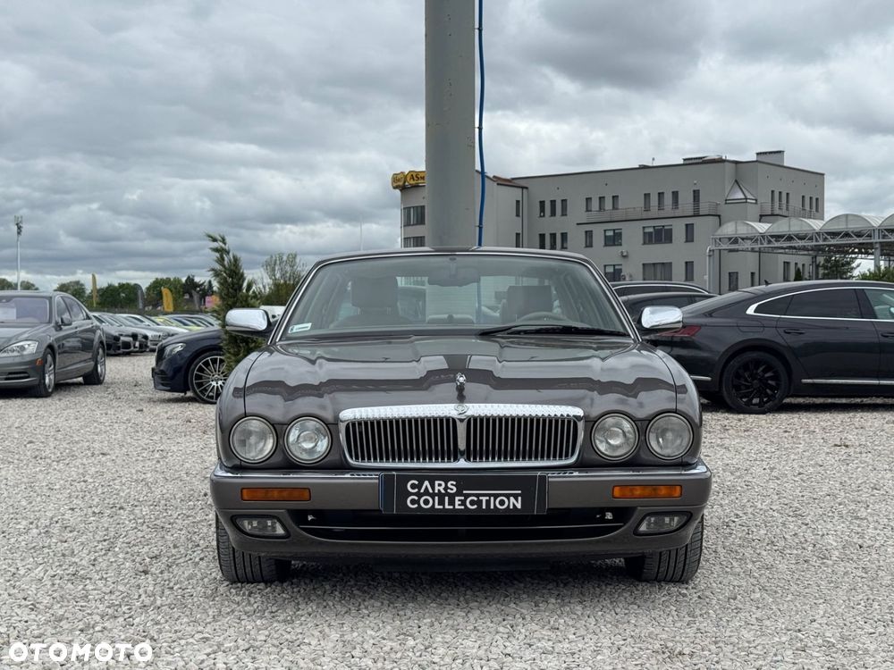 Jaguar Daimler - 10