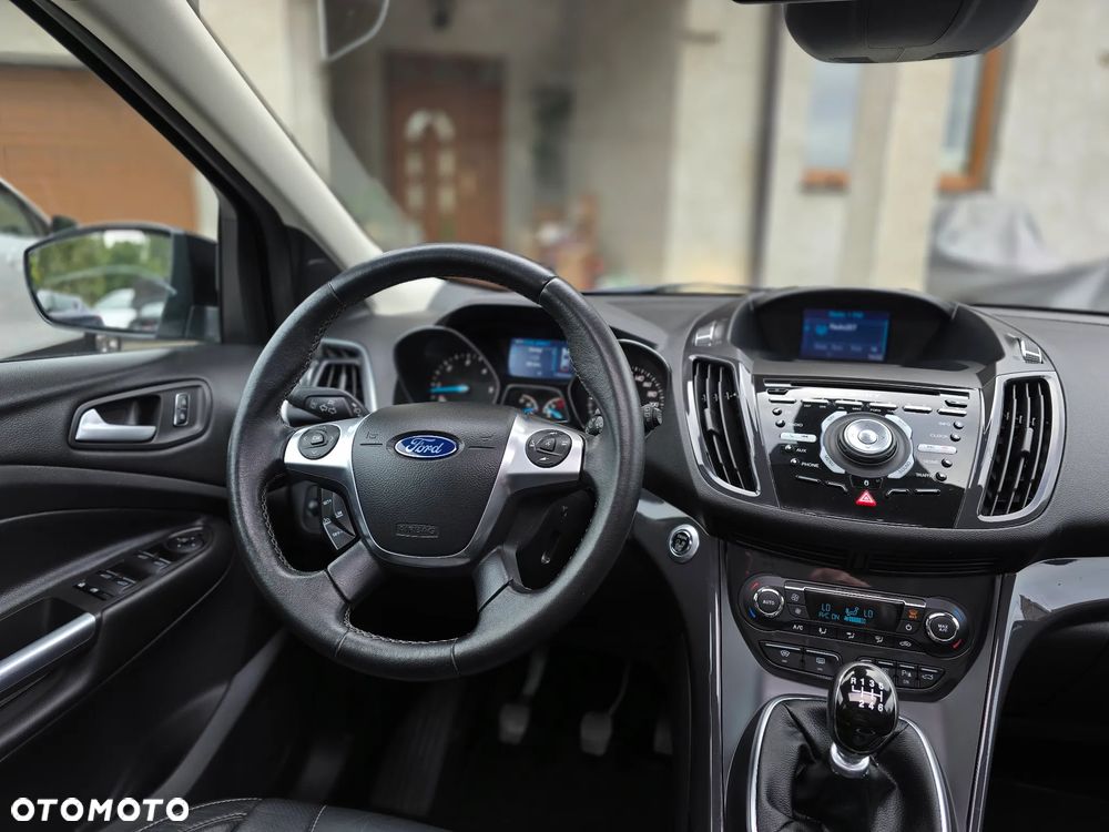 Ford Kuga - 22