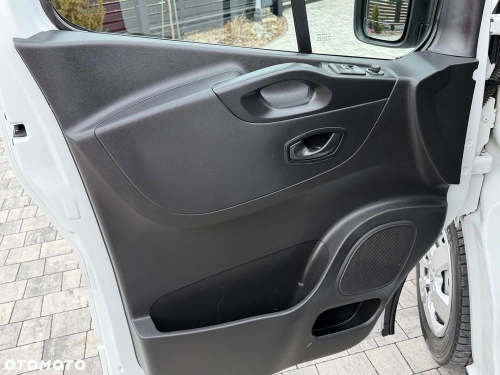 Renault Trafic - 24