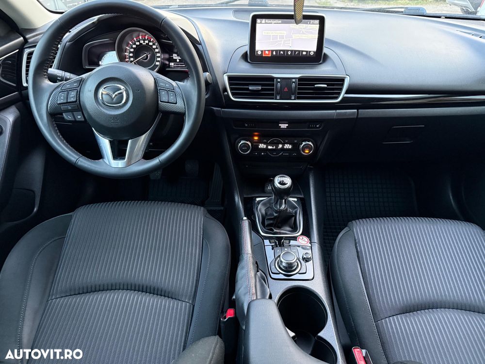 Mazda 3 - 17