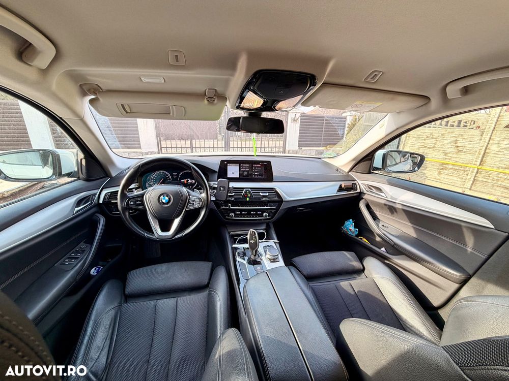 BMW Seria 5 520d xDrive AT - 5
