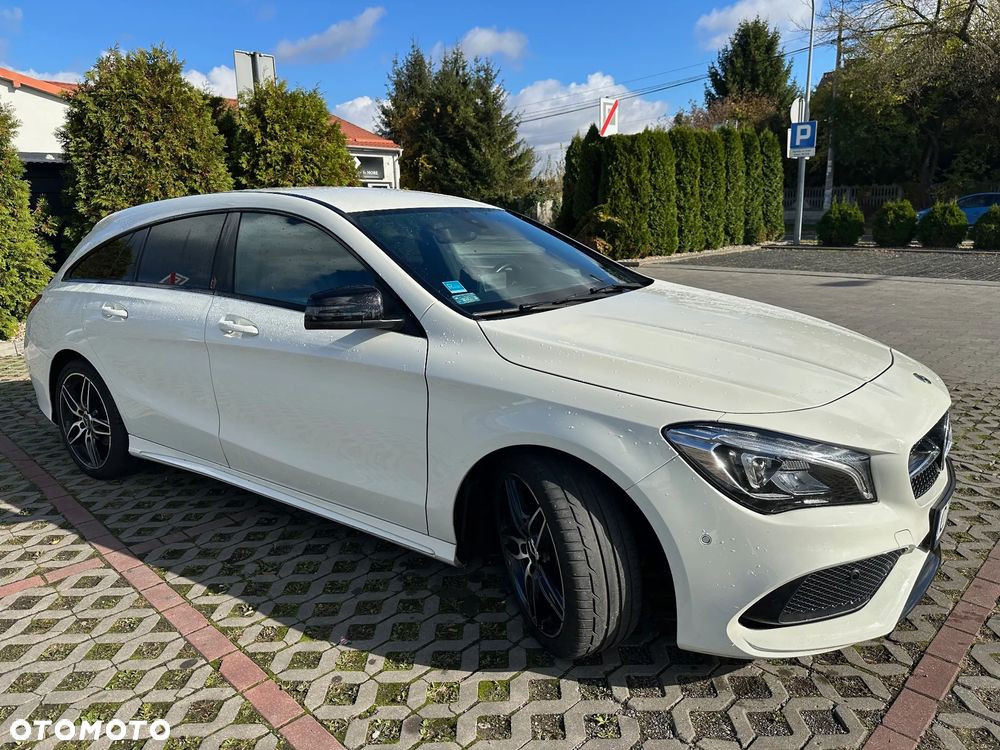 Mercedes-Benz CLA 200 7G-DCT AMG Line - 1