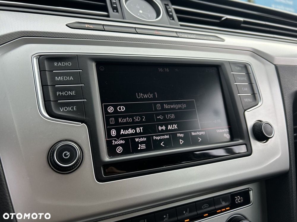Volkswagen Passat 1.8 TSI BMT Comfortline - 34